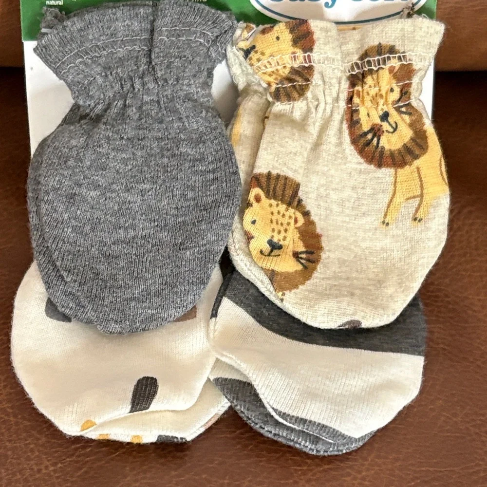 Gerber 0-3M Gray and Cream Baby Mittens 4-Pack